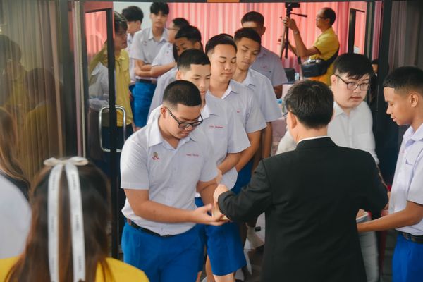 โรงเรียนปรีชานุศาสน์